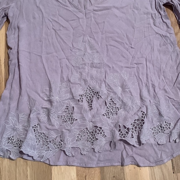 Astr The Label Rayon V-Neck Floral Cut Out Bell Sleeve Boho Blouse Women’s S - Picture 5 of 9